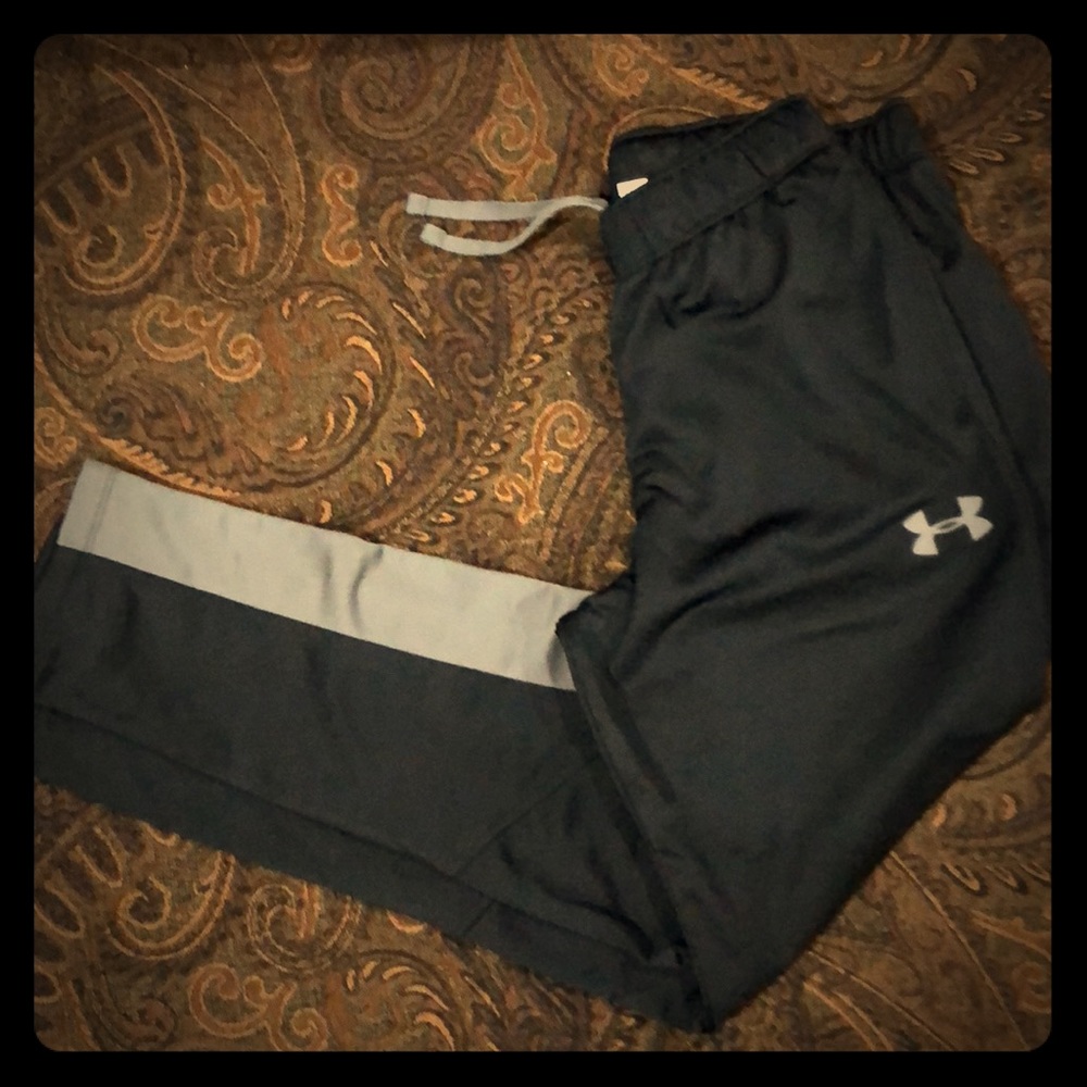 Boys UA warm up pants